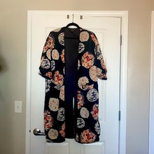 ZARA Navy floral kimono